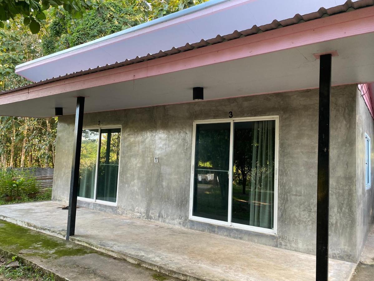 บ้านสวนวงศ์จินดารักษ์ Phayao Extérieur photo
